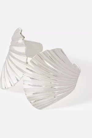 mint&berry Statement Shell Cuff