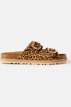 mint&berry Holly Leather Leopard Textured Flat Sandals