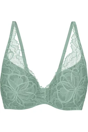 Triumph Body Make-Up Illusion Lace Padded Underwired Bra