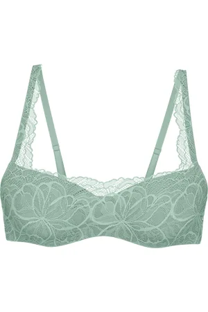Triumph Body Make-Up Illusion Lace Balconette Bra
