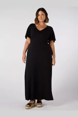 Live Unlimited London Curve Petite Jersey V-Neck Maxi Dress
