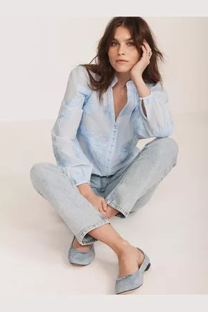 mint&berry Floral Embroidered Blouse