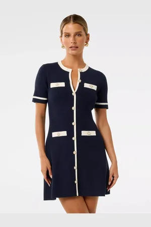 Forever New Kerry Petite Ribbed Contrast Knitted Mini Dress