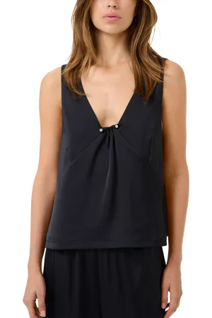Gestuz Jessie Sleek V-Neck Top