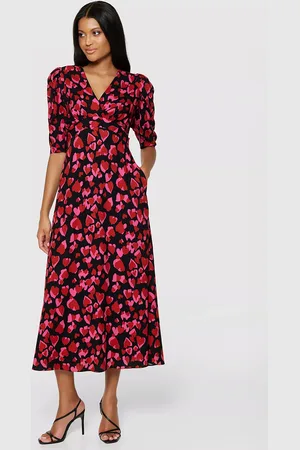 Closet Empire Line Heart Print Midi Dress