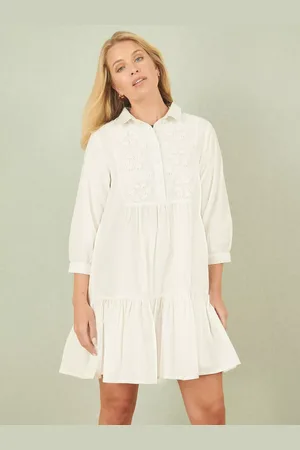 Yumi Daisy Embroidered Tunic Dress
