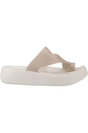 Crocs Getaway Toe Loop Platform Sandals