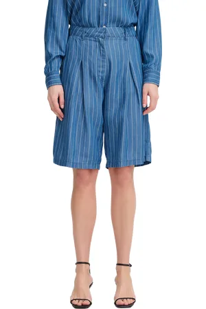 Ichi Beccos Stripe Shorts