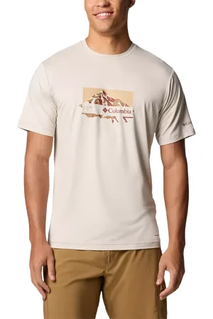 Columbia Cotton Regular Fit Kwick Hike Graphic T-Shirt