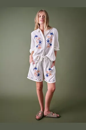 Cape Cove Celestial Stella Embroidered Top