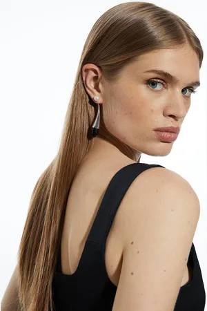 Karen Millen Pearl Drop Statement Earring