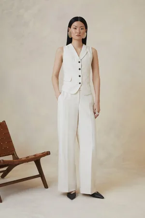 Karen Millen The Founderd Mid Rise Straight Leg Trousers
