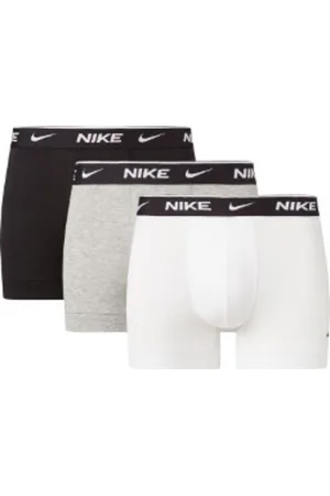 Nike Pack of 3 Signatures Hipsters in Plain Cotton