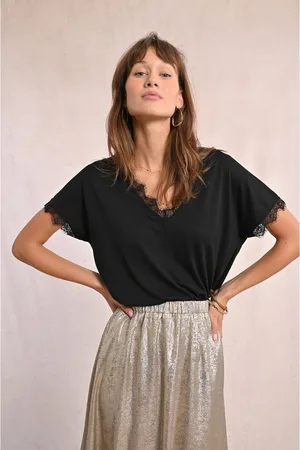 Molly Bracken Short Sleeve T-Shirt with V-Neck