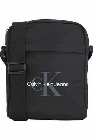 Calvin Klein Sport Essentials Reporter Shoulder Bag