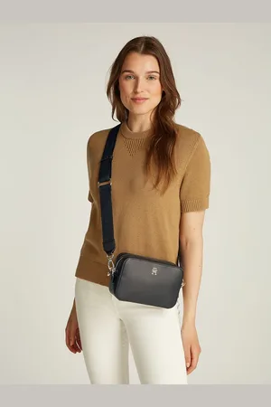 Tommy Hilfiger TH Soft Logo Crossbody Camera Bag