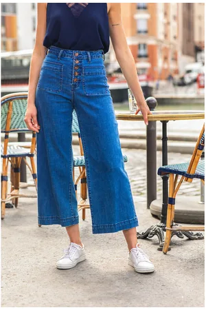 La Petite Etoile Atlanta Bootcut Jeans in Mid Rise