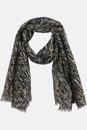 Pieces® Tasselo Scarf