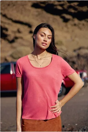 La Petite Etoile Fluid T-Shirt, Round Crew Neck, TIA