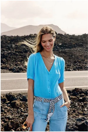 La Petite Etoile V-Neck Button-Down Blouse, Short Sleeves, TEVAN