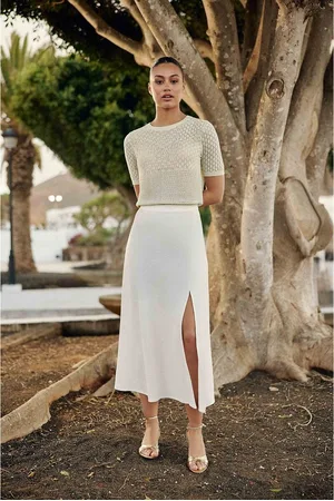 La Petite Etoile Slit Midi Skirt in Linen and Cotton, JENDRY