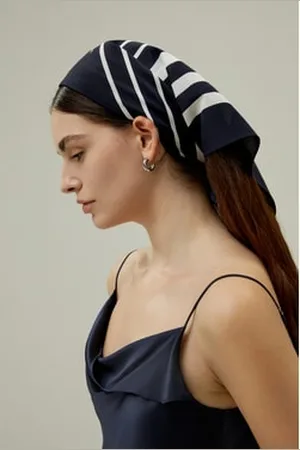 Lilysilk Silk Scarves For Women Double-Sided Print Perfect For Work Or Casual United Kingdom One Size