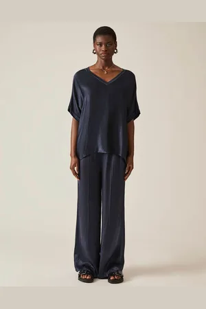 James Lakeland Women