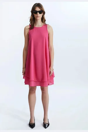 James Lakeland Women