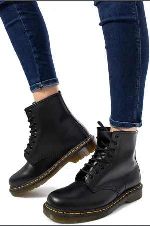 Dr. Martens Women