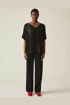 James Lakeland Women