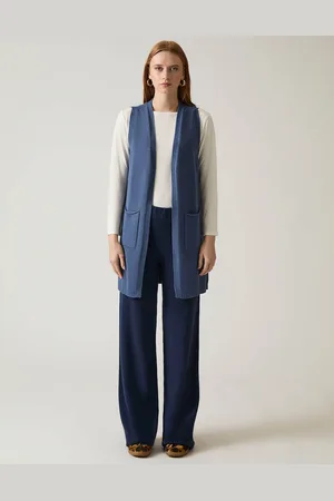 James Lakeland Women