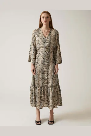 James Lakeland Women