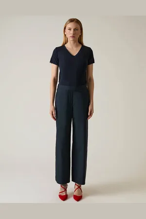 James Lakeland Women
