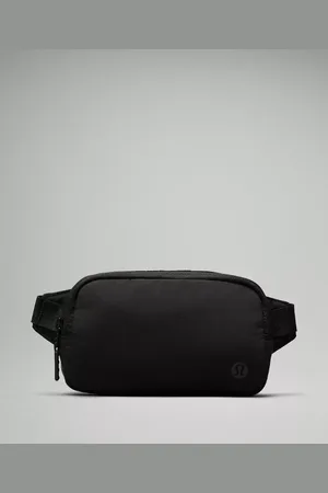 Lululemon Everywhere Belt Bag Mini