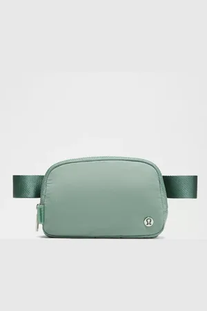 Lululemon Everywhere Belt Bag 1L