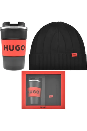 HUGO BOSS Travel Mug And Beanie Gift Set