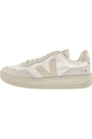 Veja V 90 Leather Trainers