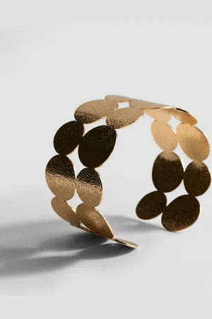 MANGO Rigid circle bracelet