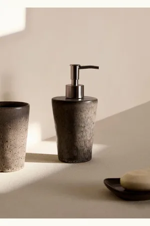 MANGO Earthenware soap dispenser with design