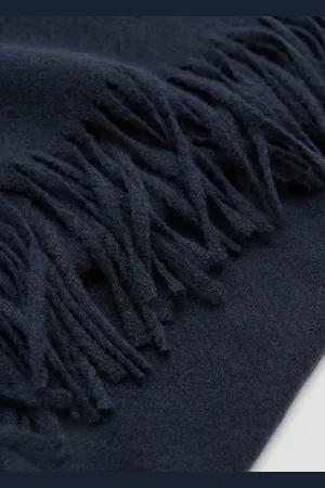 MANGO Plain fringed scarf