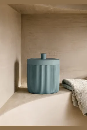 MANGO Resin bathroom jar with lid