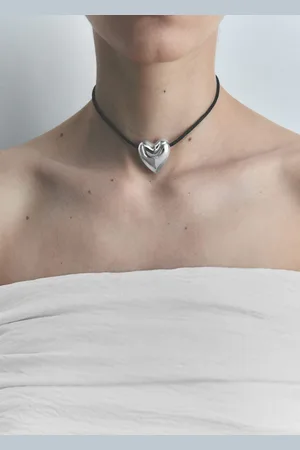 MANGO Heart cord necklace