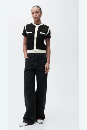MANGO Knitted waistcoat with contrast piping
