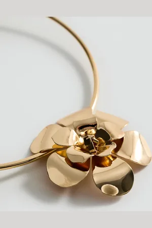 MANGO Rigid flower necklace