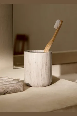 MANGO Marble bathroom glass