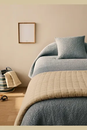 MANGO Cotton waffle garment-dyed bedspread for 90/105 cm bed