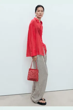 MANGO Flower-embroidered mesh bag