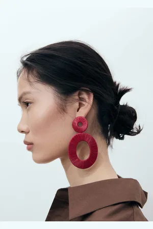 MANGO Natural fibre circular-design earrings