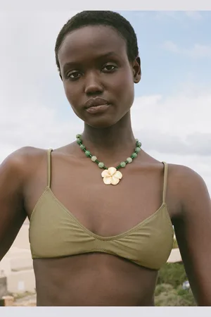 MANGO Ball necklace with stone flower detail