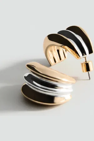 MANGO Hoop earrings with two-tone relief